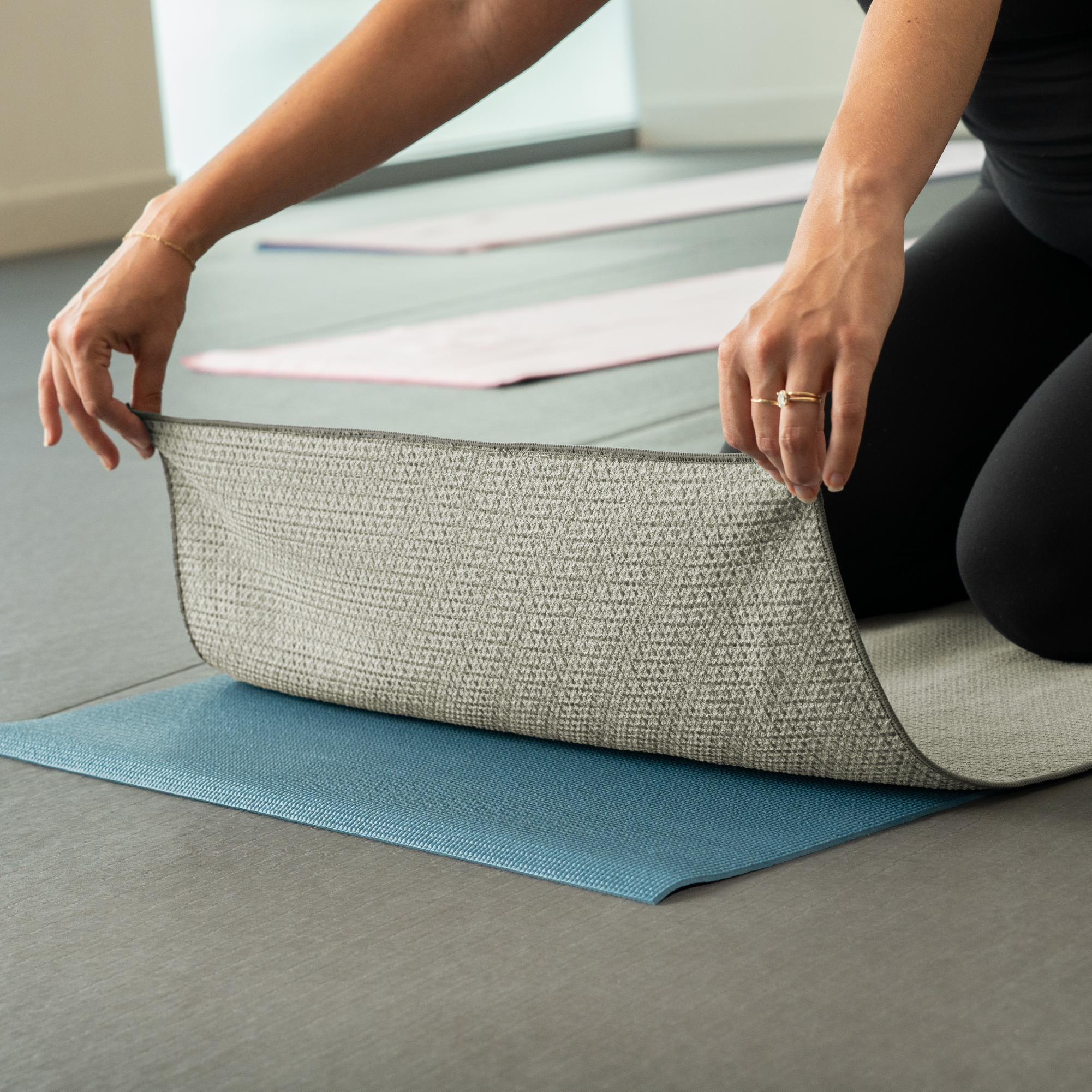 yoga mat towel with silicone grip 2 pack
