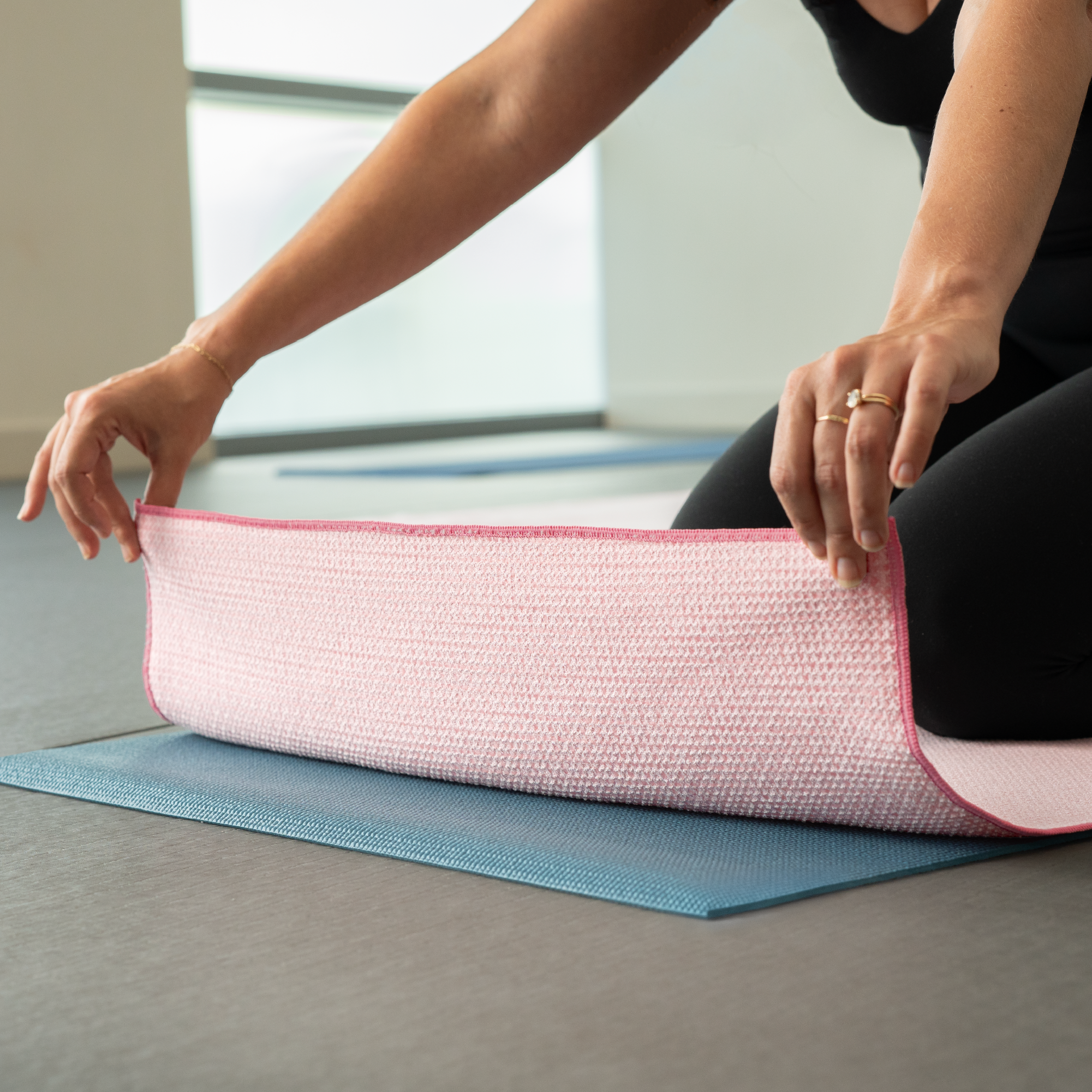 yoga mat towel with silicone grip 2 pack